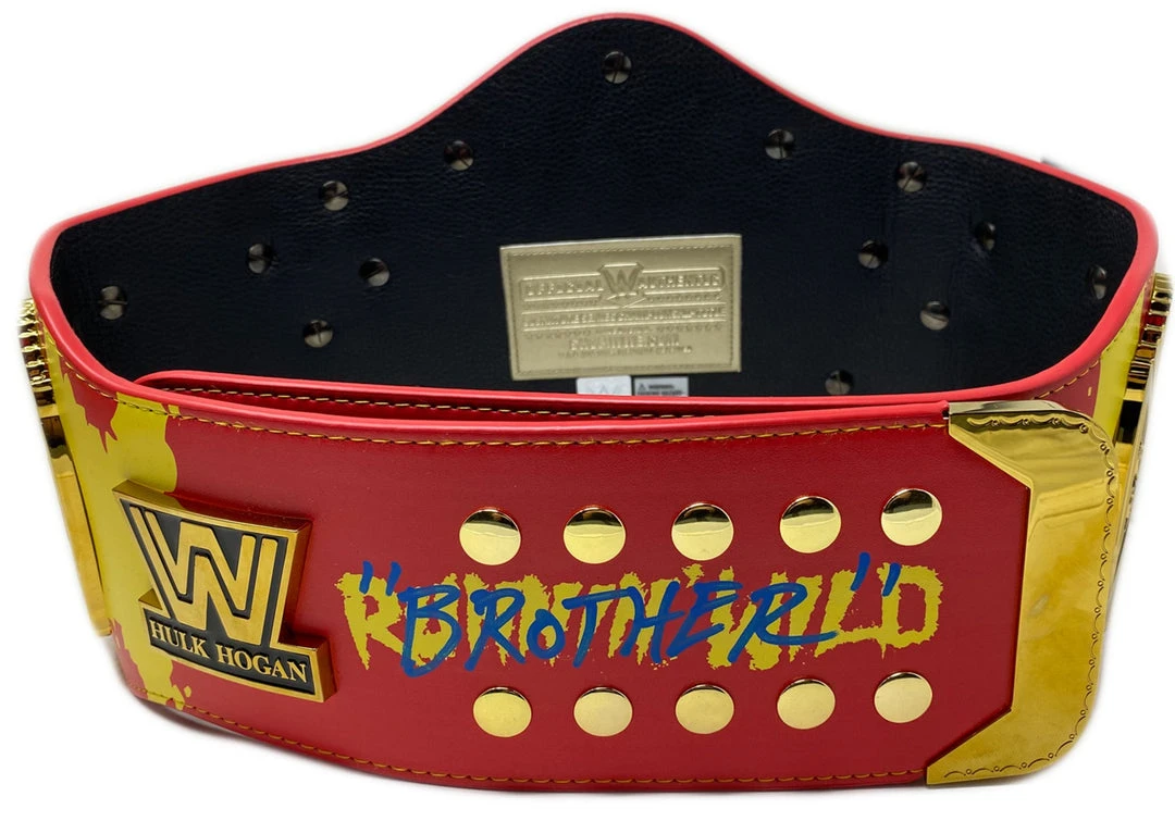 Hogan's Beach Shop Hulk Hogan "Hulkamania" Signature Series Championship Replica Title Signed! 3 Hogan's Beach Shop Hulk Hogan "Hulkamania" Signature Series Championship Replica Title Signed!