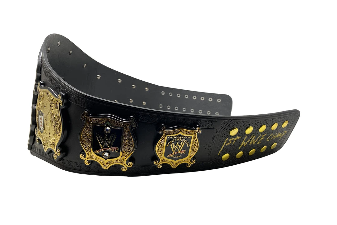 Hogan's Beach Shop WWE Undisputed Championship Replica Title (Version 2) Signed 3 Hogan's Beach Shop WWE Undisputed Championship Replica Title (Version 2) Signed