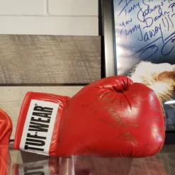 Hogan's Beach Shop Hulk Hogan Signed Tuf-Wear Boxing Glove