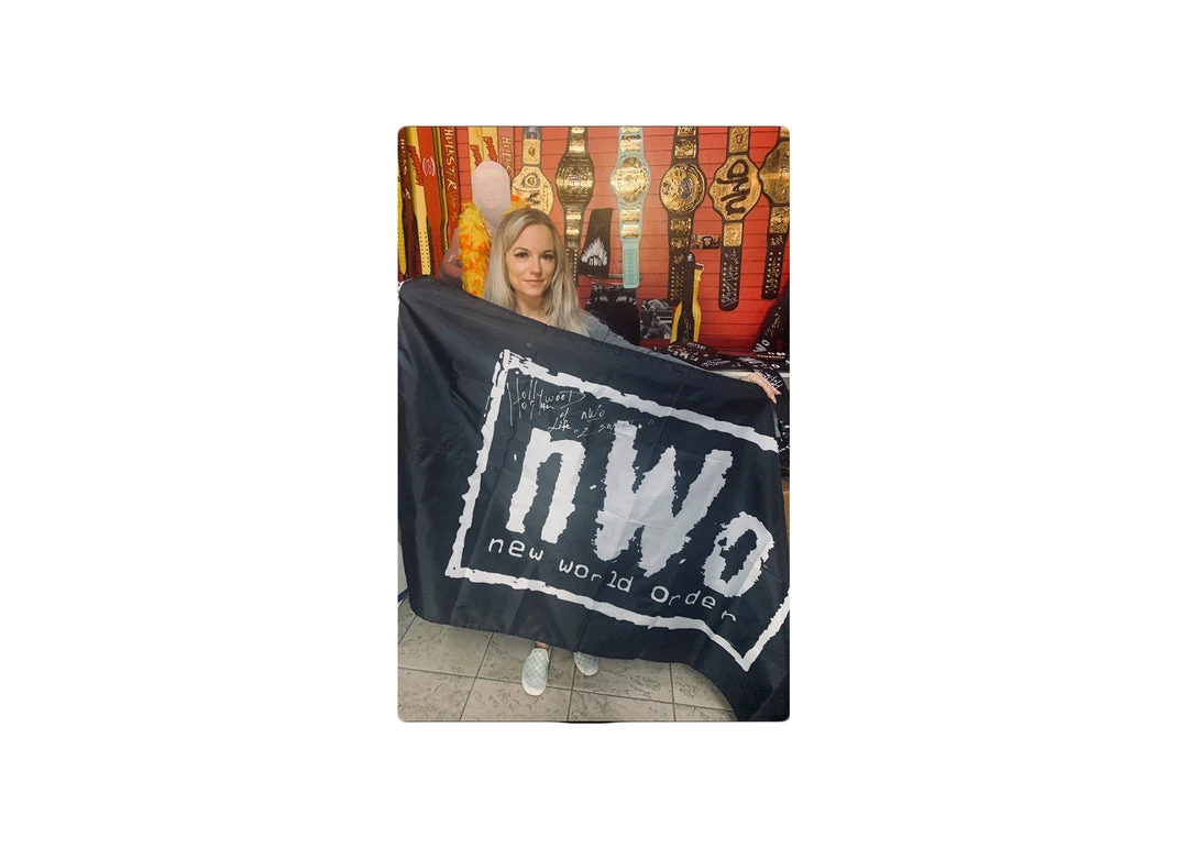 Hogan's Beach Shop Signed Nwo Flag 2 Hogan's Beach Shop Signed Nwo Flag
