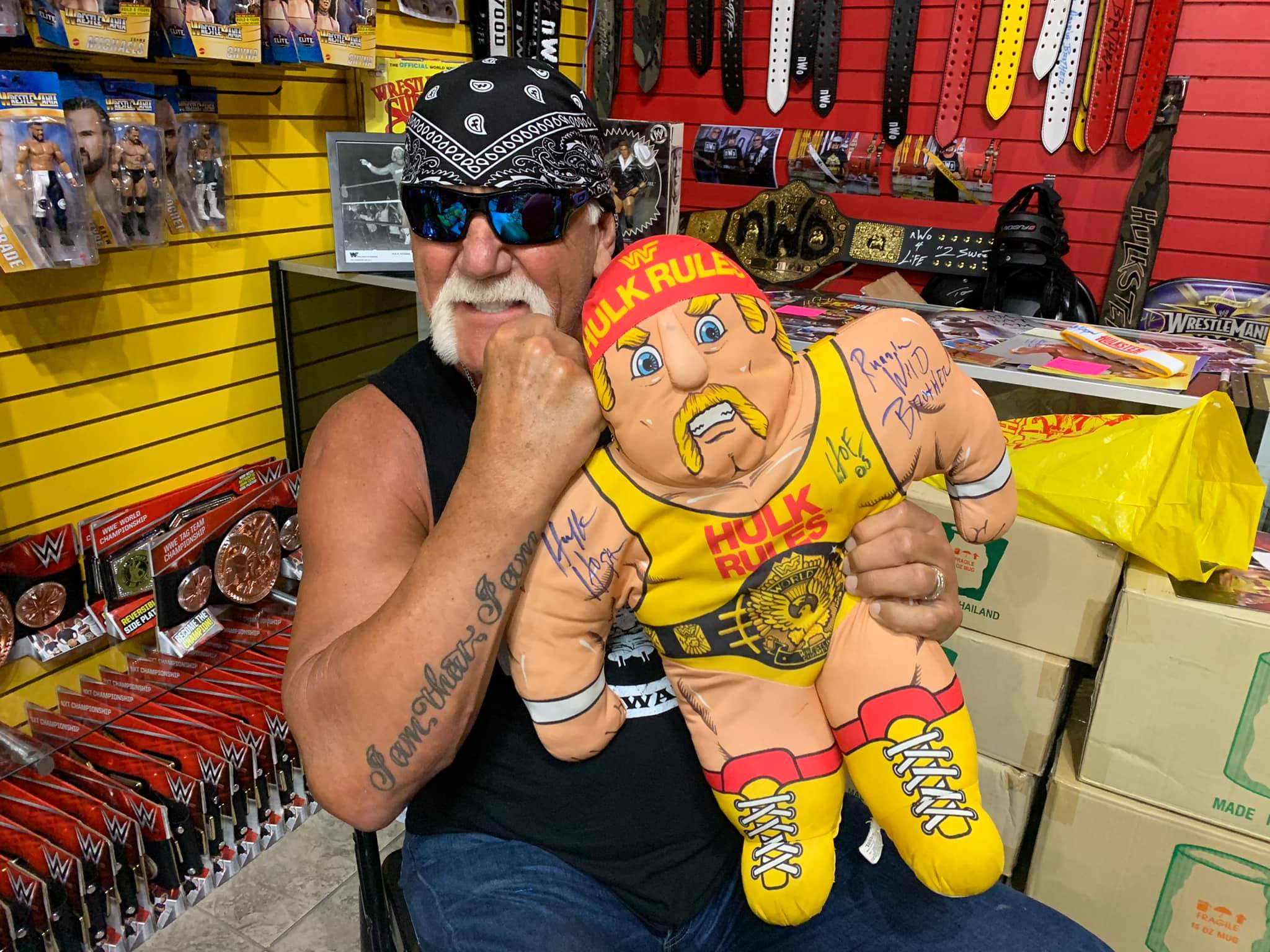 Hogan's Beach Shop Sales -Hogan's Beach Shop Sales 186541808 2578640652259533 3553903215763639496 n